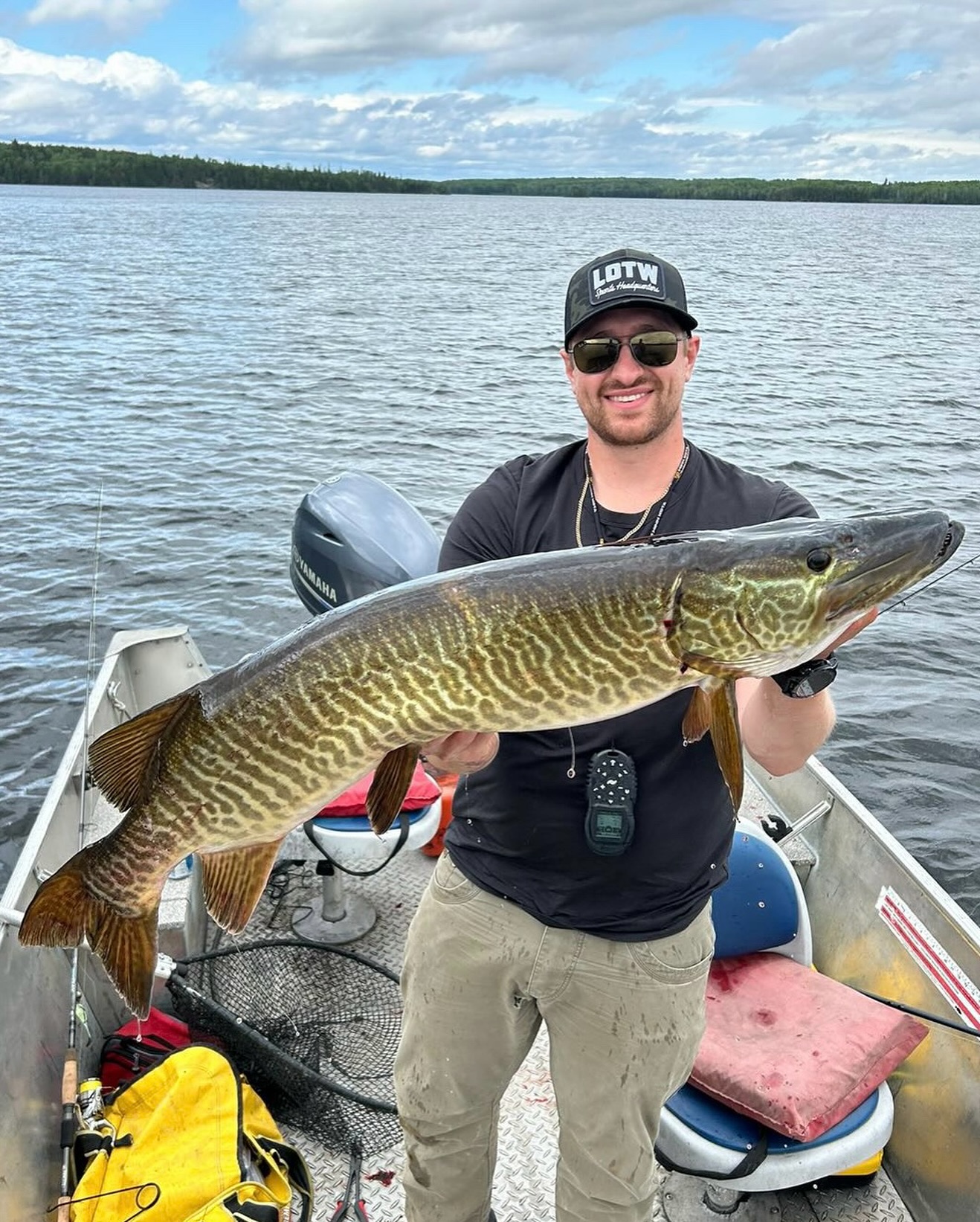 big-canada-tiger-musky-headbanger-lure.jpg